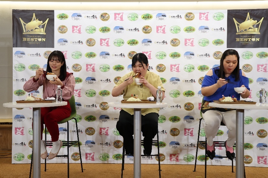ゲストタレントのぼる塾の3名